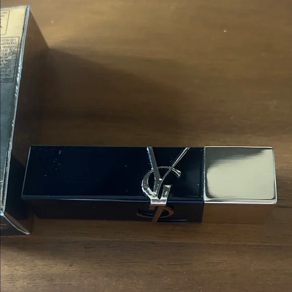 Yves Saint Laurent The Bold Lipstick - Rosewood Encounter - Picture 4 of 4